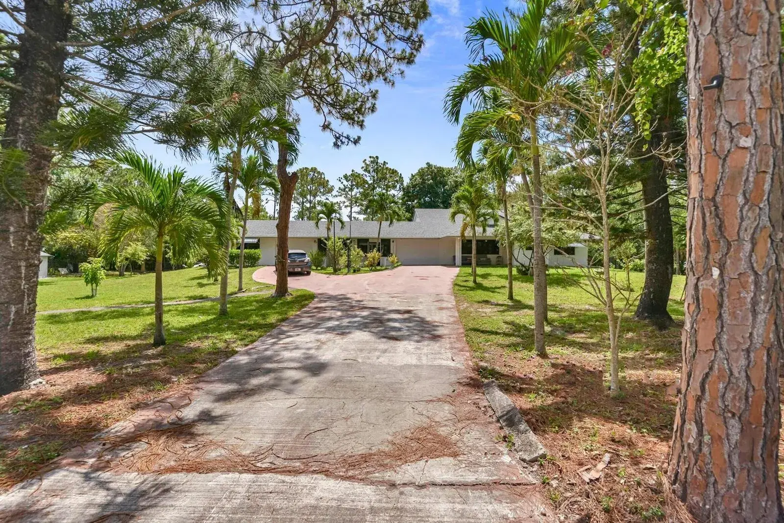 16476 107th Drive N, Jupiter FL 33478