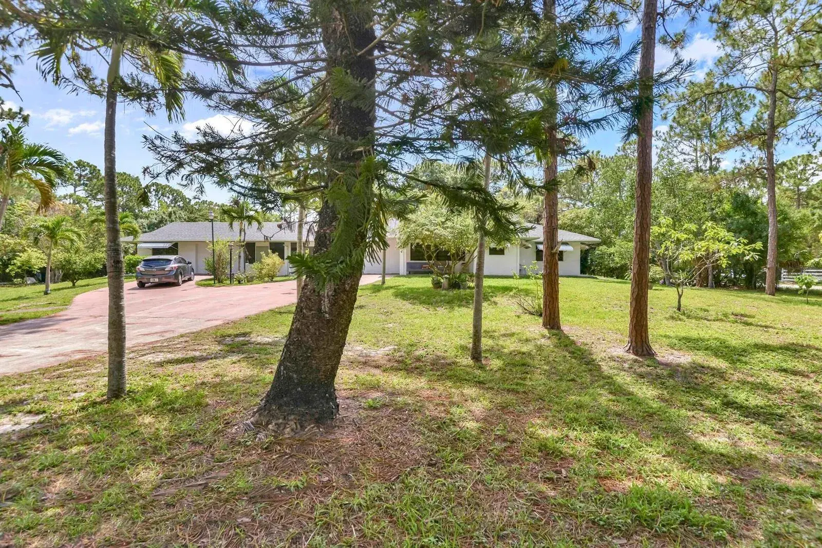 16476 107th Drive N, Jupiter FL 33478