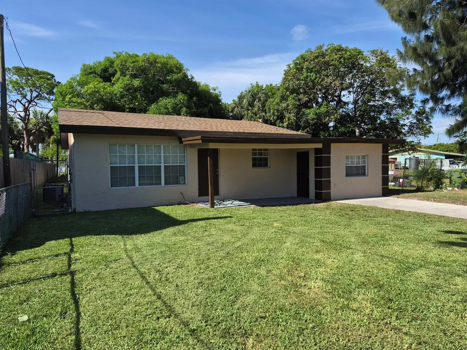 2798 NW 20th Street, Fort Lauderdale FL 33311