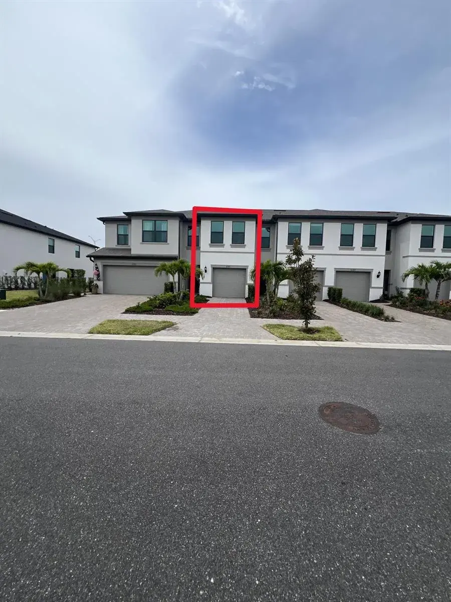 3 bedroom 2 bath Residential for sale at 6391 Waterstone Place, Sarasota FL 34240