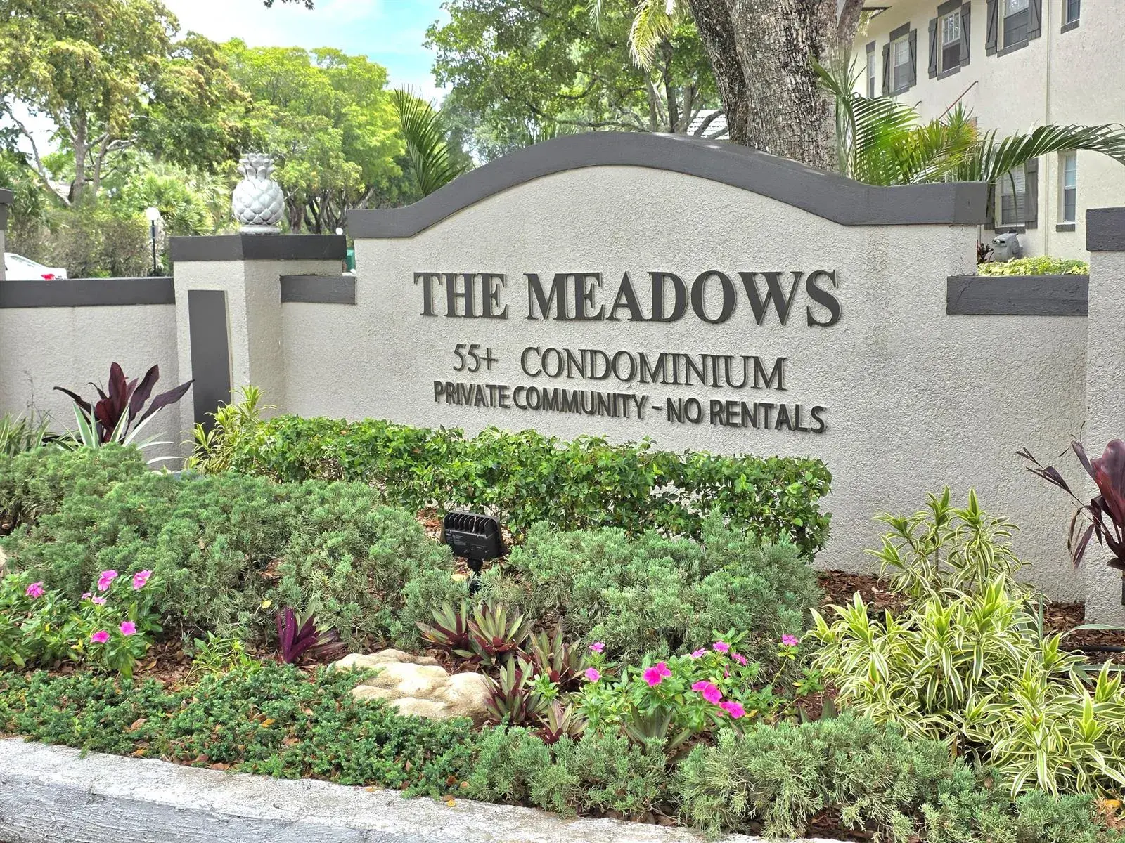 1 bedroom 1 bath Residential for sale at 5680 SW 3rd Place # 206, Margate FL 33068