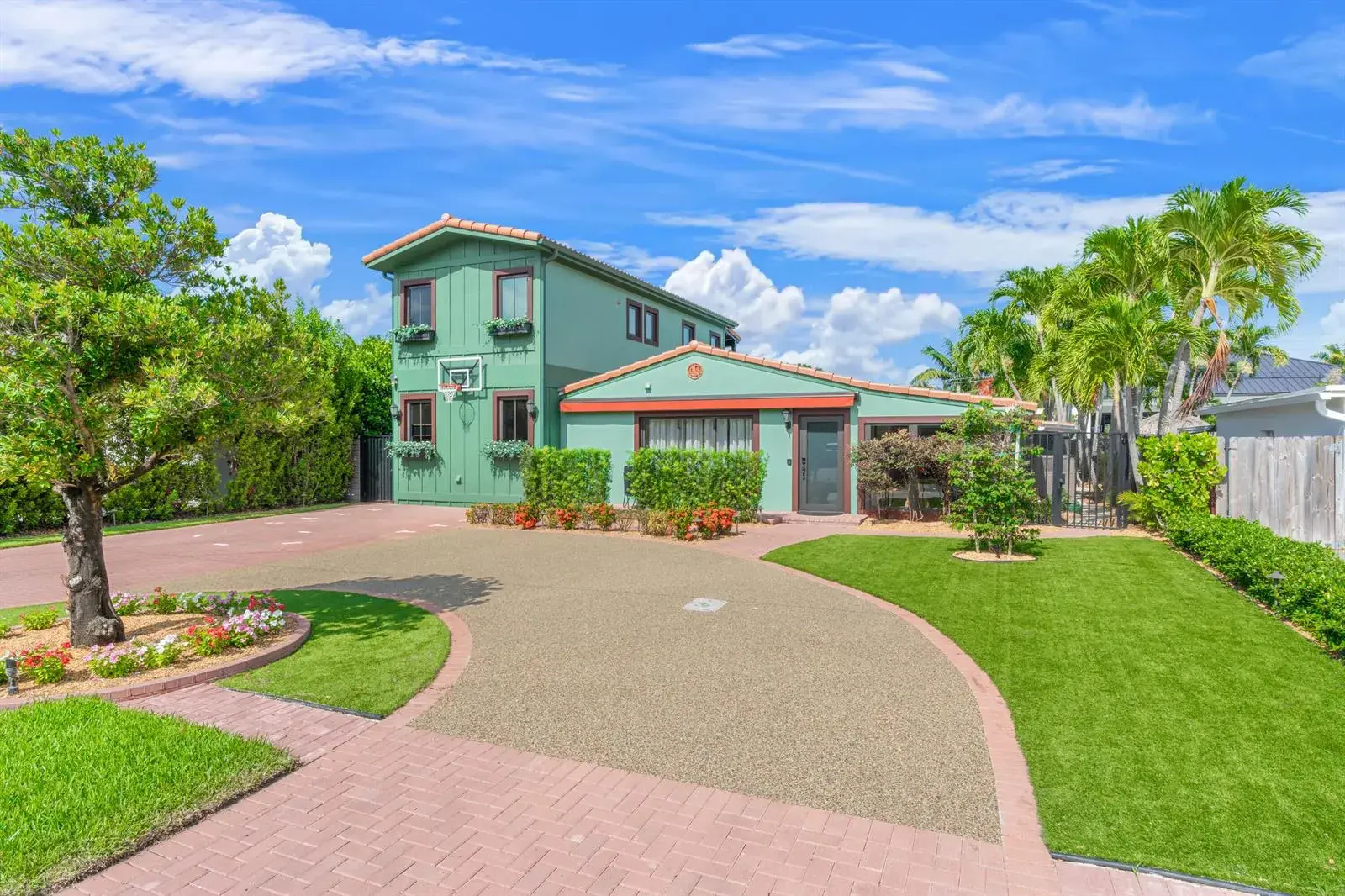 1720 NE 17th Avenue, Fort Lauderdale FL 33305