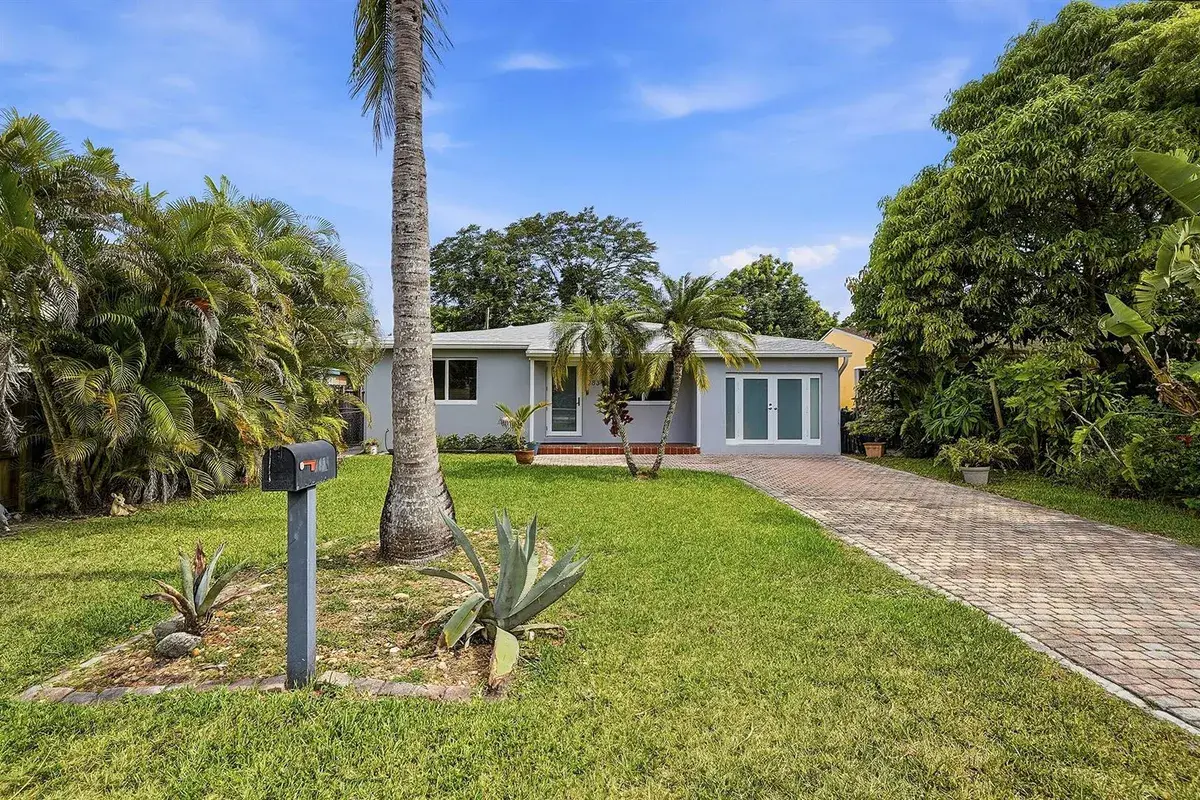 2834 Adams Street, Hollywood FL 33020