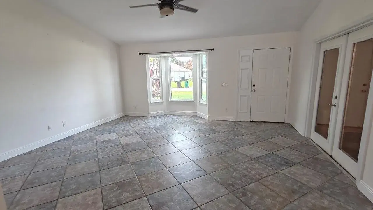 2043 SE Camilo Street, Port St. Lucie FL 34952
