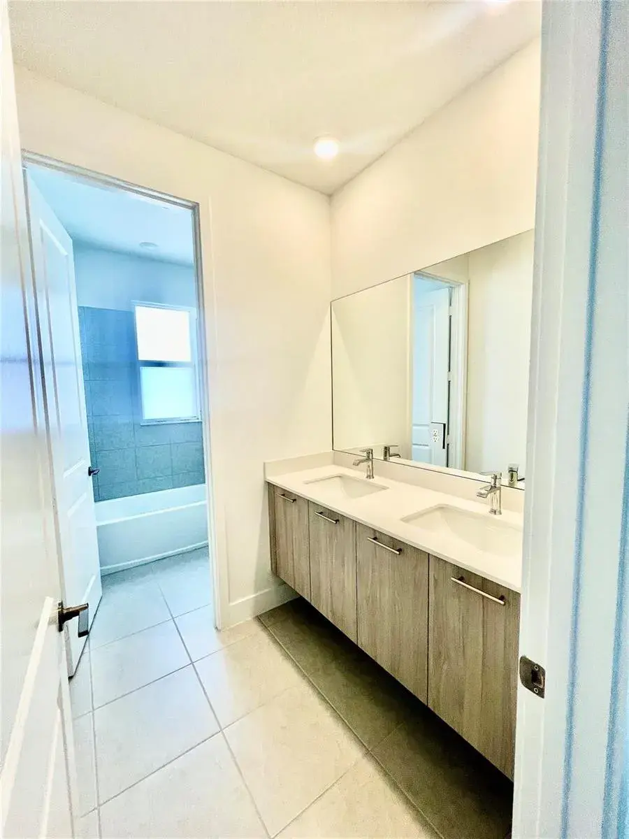 12200 SW 44th Court, Davie FL 33330