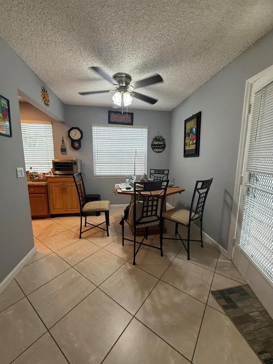 2 bedroom 2 bath Residential for sale at 462 Normandy J, Delray Beach FL 33484