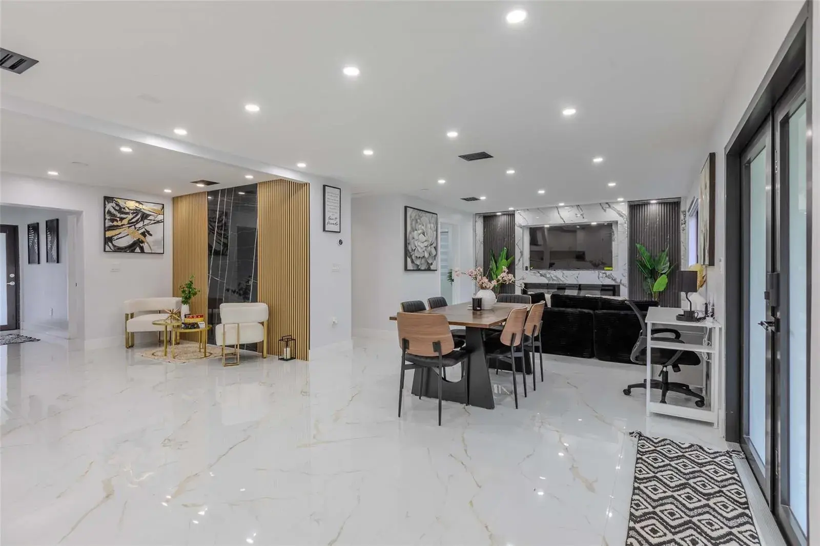 4 bedroom 3 bath Residential for sale at 2633 NW Taft Street, Hollywood FL 33020