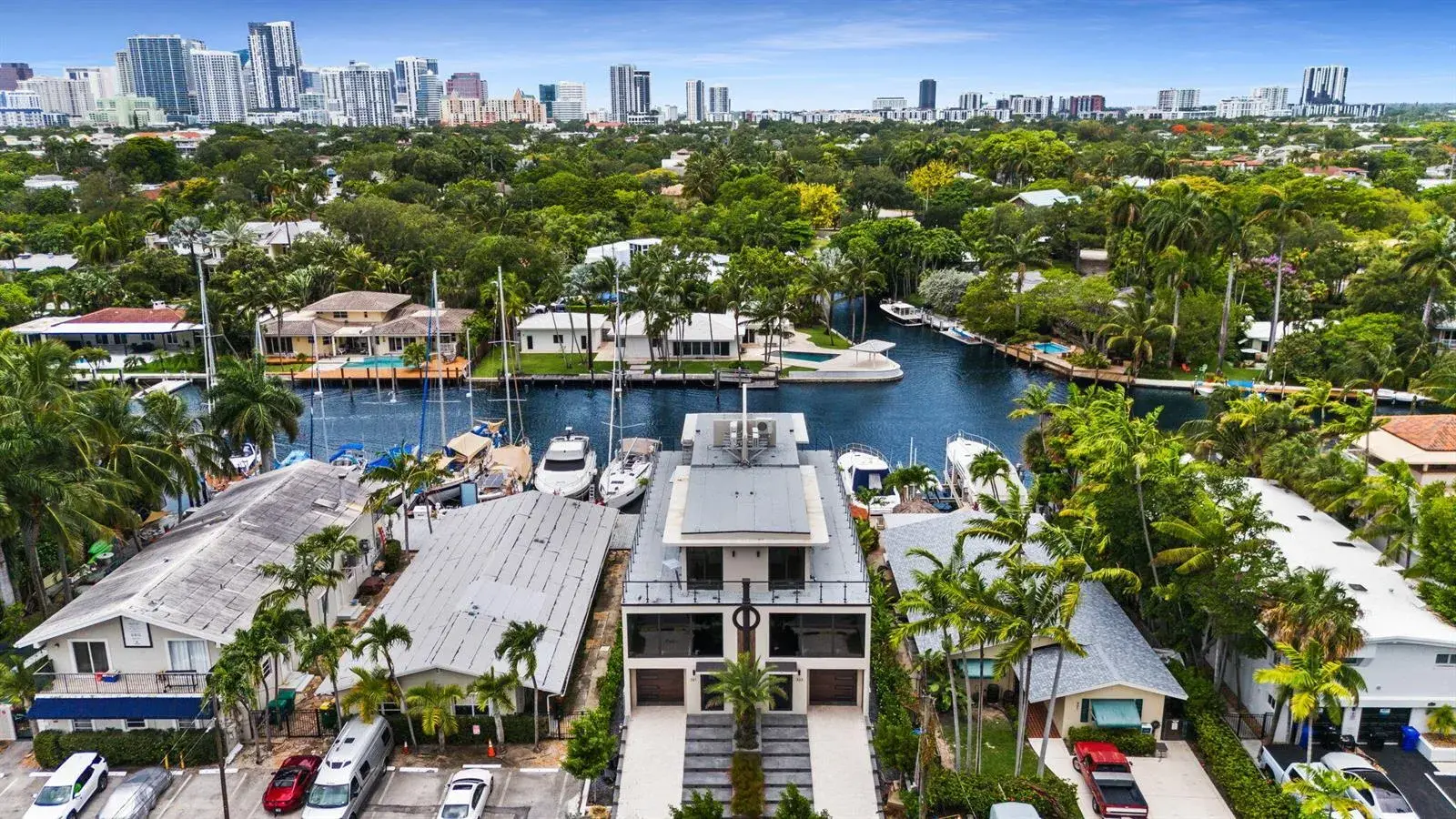 4 bedroom 4 bath for sale at 321 Hendricks Isle, Fort Lauderdale FL 33301