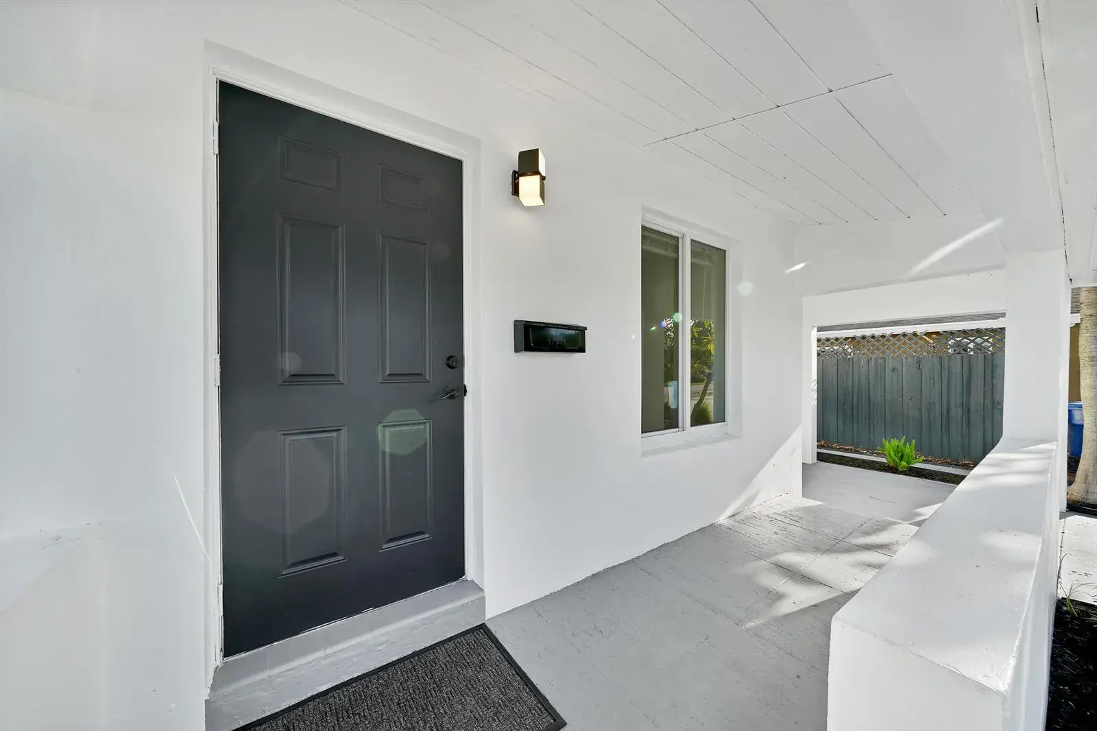 1108 NE 16th Street, Fort Lauderdale FL 33304