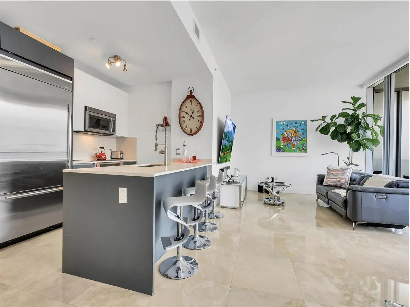 1300 Brickell Bay Drive # 3900, Miami FL 33131