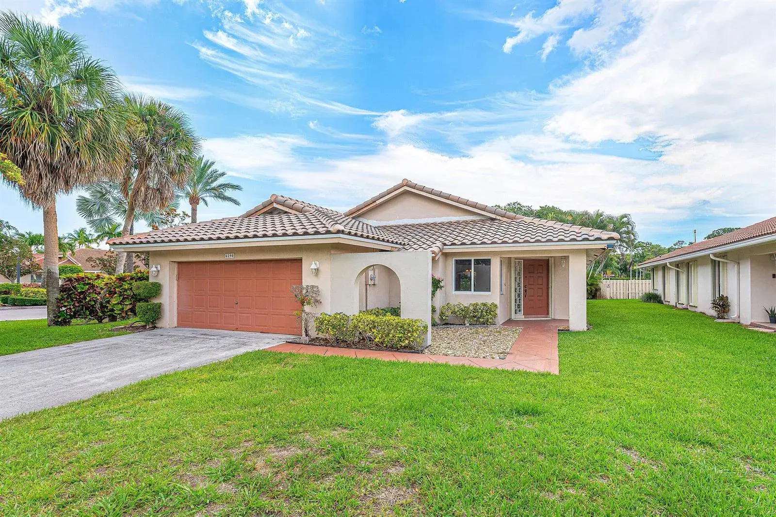 6290 Sweet Maple Lane, Boca Raton FL 33433 photo 2