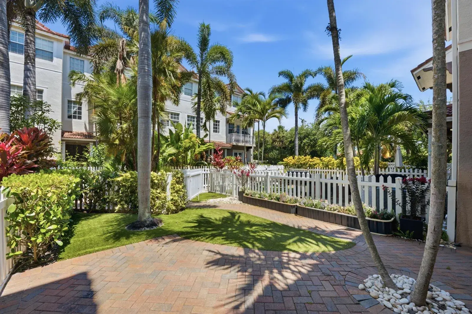 107 Ocean Cay Way, Hypoluxo FL 33462