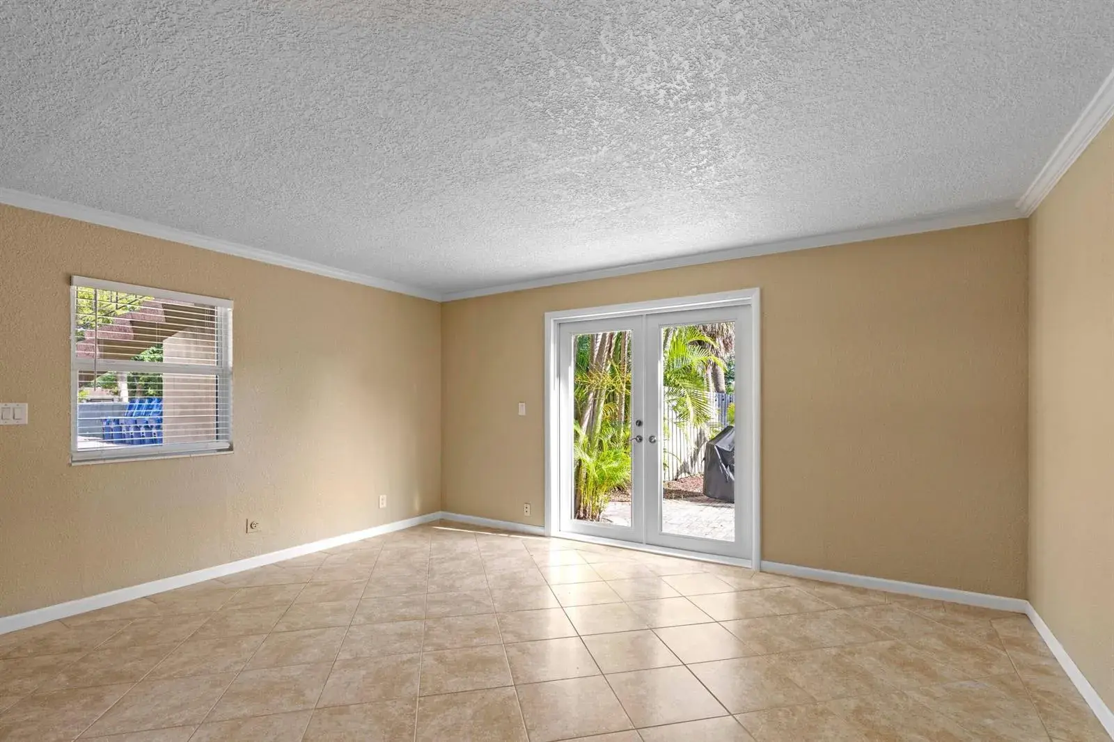309 NE 16th Street # 4, Fort Lauderdale FL 33304