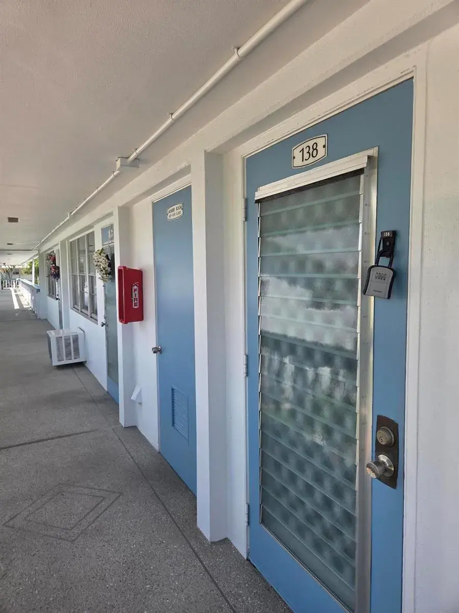 1 bedroom 1 bath Residential for sale at 138 Newport I, Deerfield Beach FL 33442