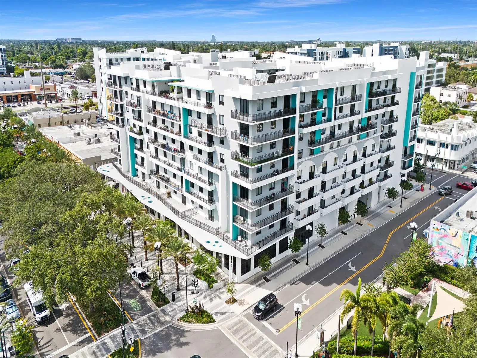 Commercial Sale for sale at 2001 Hollywood Boulevard, Hollywood FL 33020