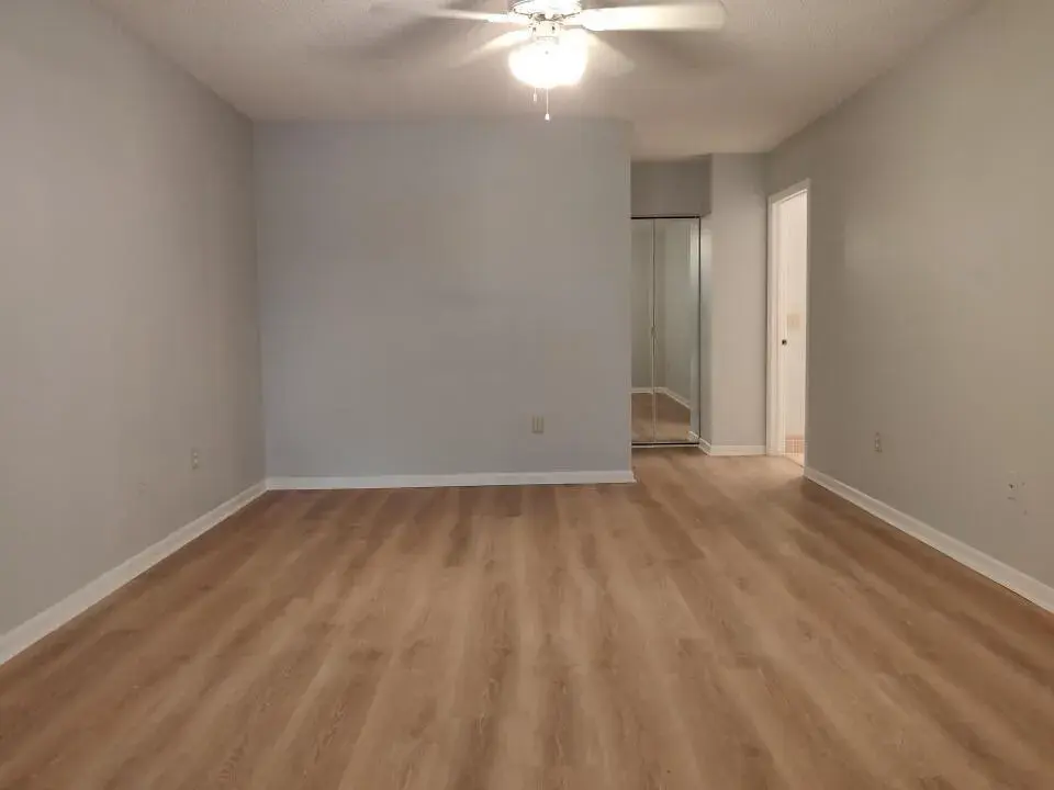5139 Europa Drive # H, Boynton Beach FL 33437