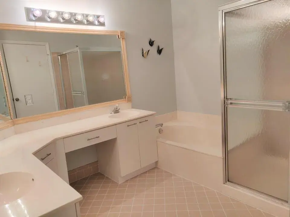 5139 Europa Drive # H, Boynton Beach FL 33437
