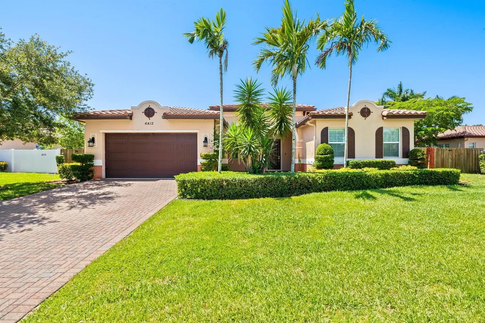 4 bedroom 3 bath for sale at 6412 SW 55th Place, Davie FL 33314