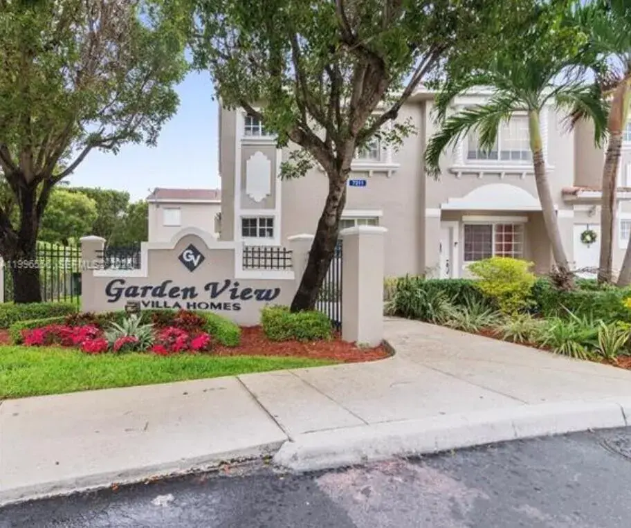 2 bedroom 2 bath Residential for sale at 7211 NW 174th Terrace # 203, Hialeah FL 33015