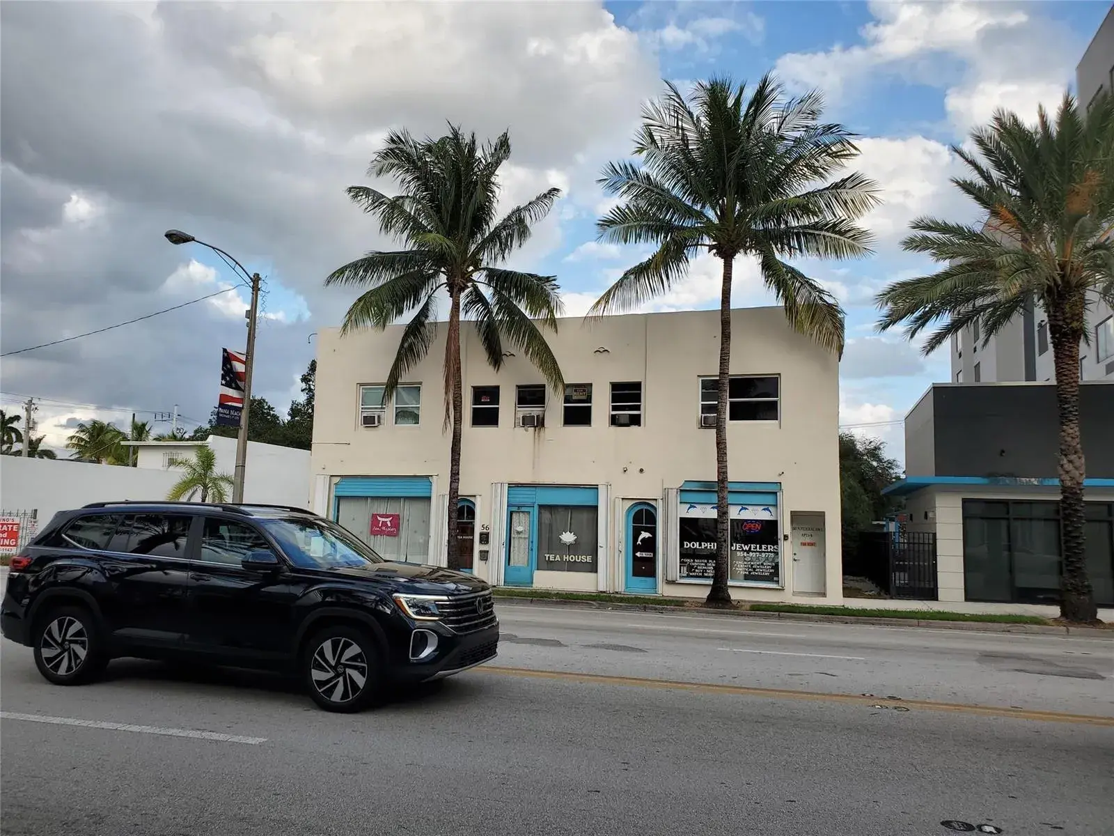 1 bedroom 1 bath Residential Lease for rent at 50 N Federal Highway # 4, Dania Beach FL 33004
