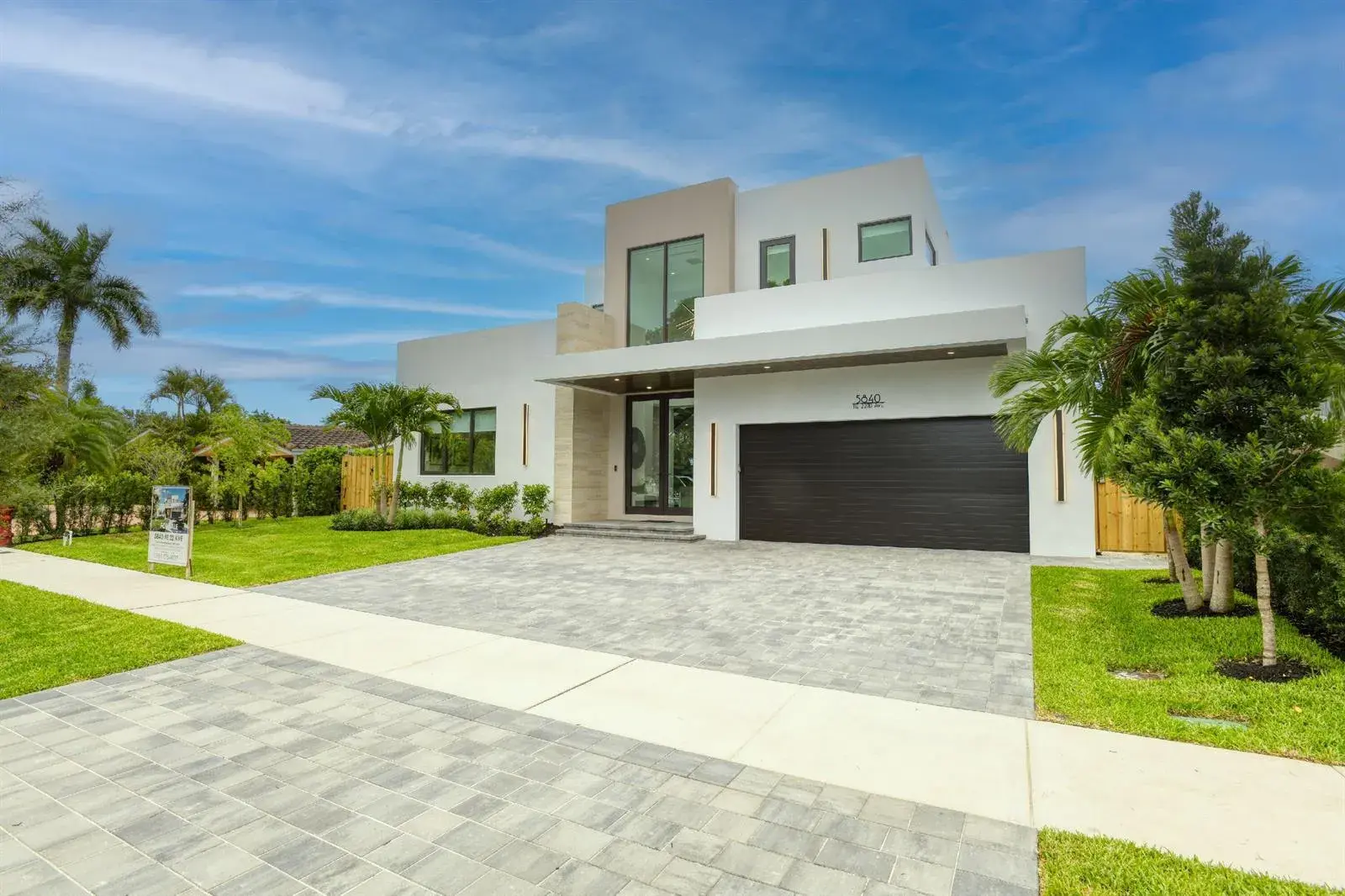 5 bedroom 6 bath for sale at 5840 NE 22nd Avenue, Fort Lauderdale FL 33308