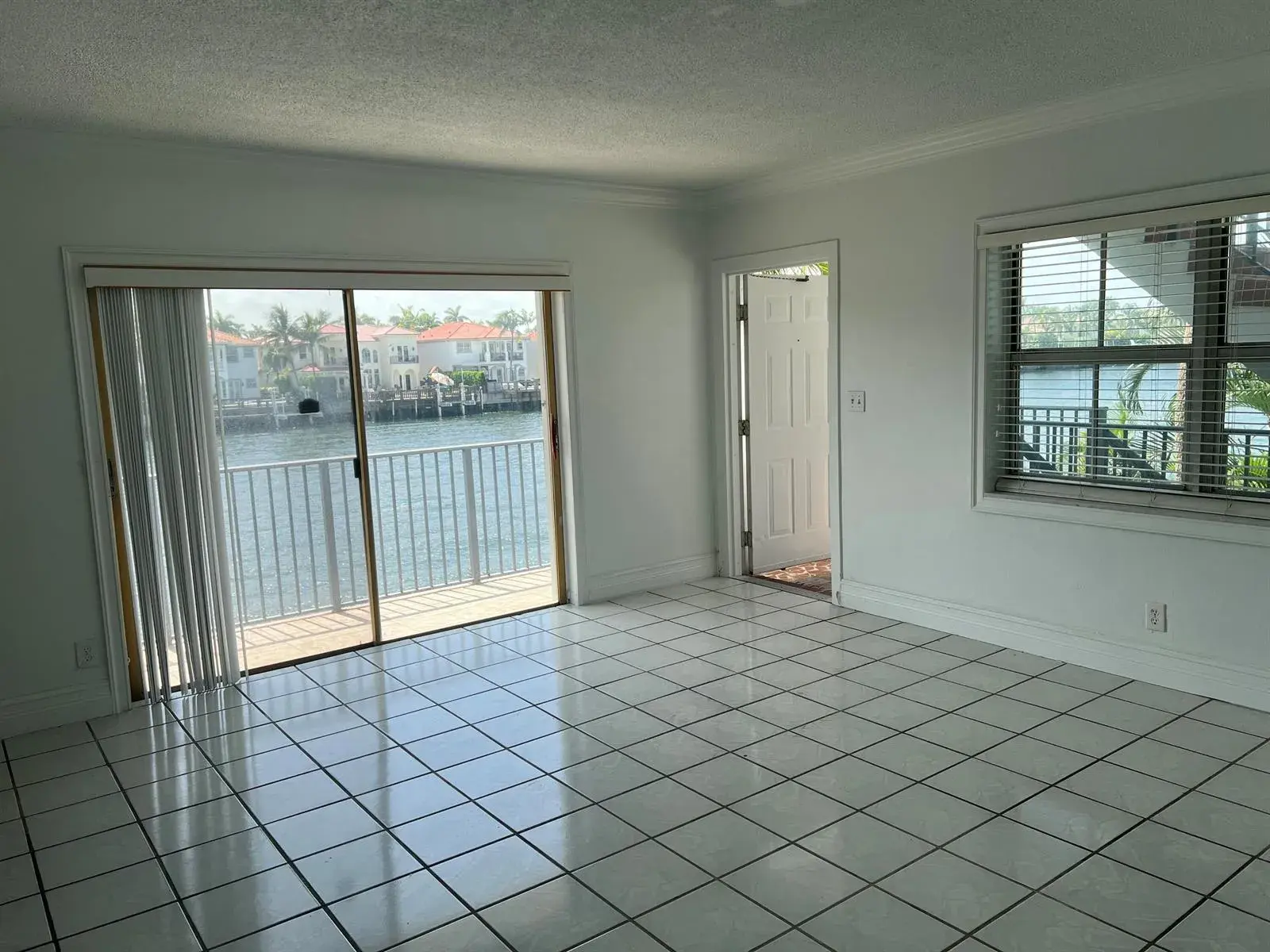 2600 S Ocean Drive # S216, Hollywood FL 33019