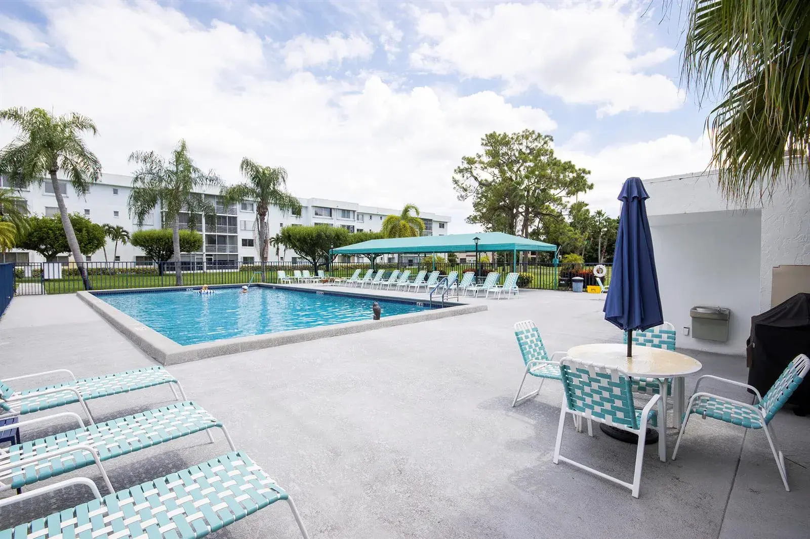 3 bedroom 2 bath Residential for sale at 6698 10th Avenue N # 109, Lake Worth FL 33467