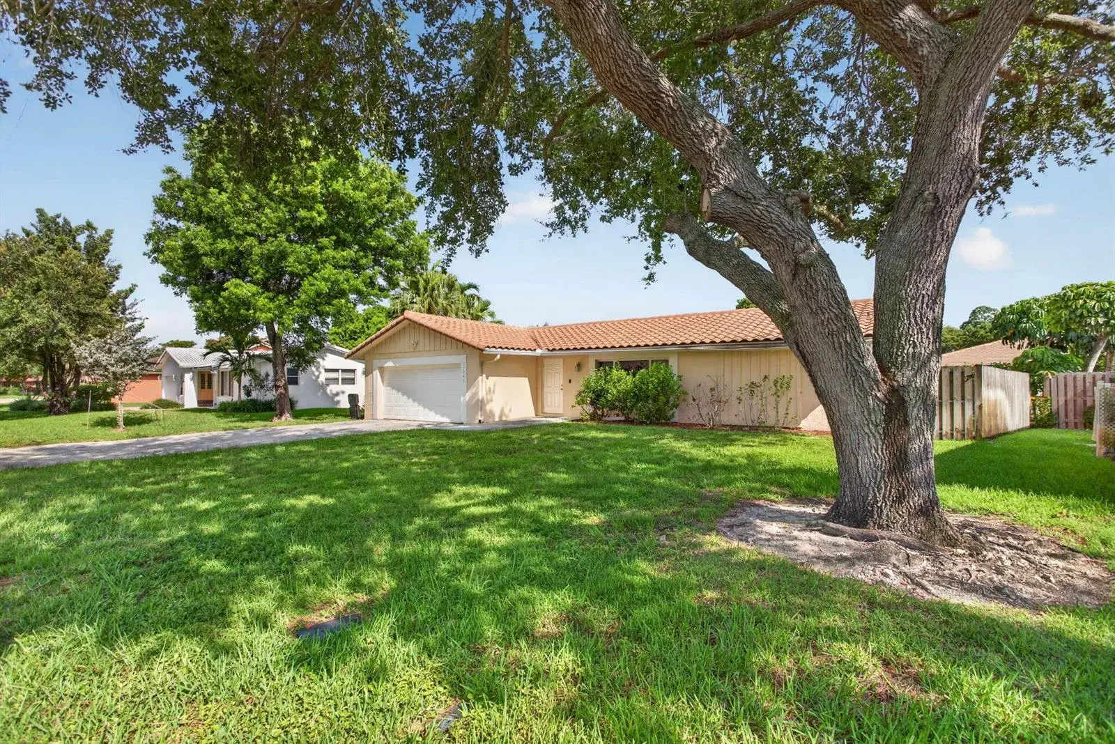 11241 NW 42nd Street, Coral Springs FL 33065