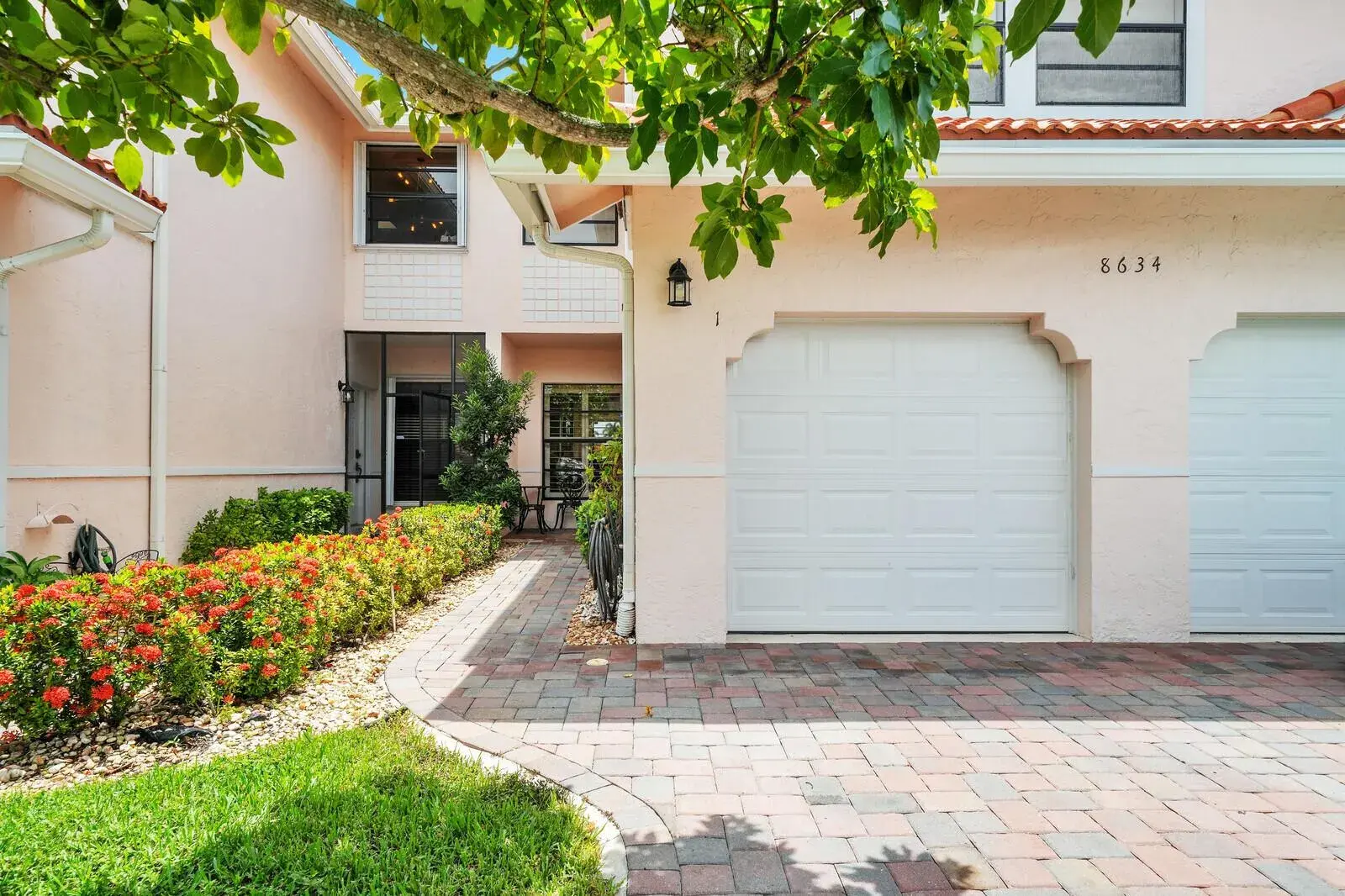 8634 Vía Reale # 1, Boca Raton FL 33496