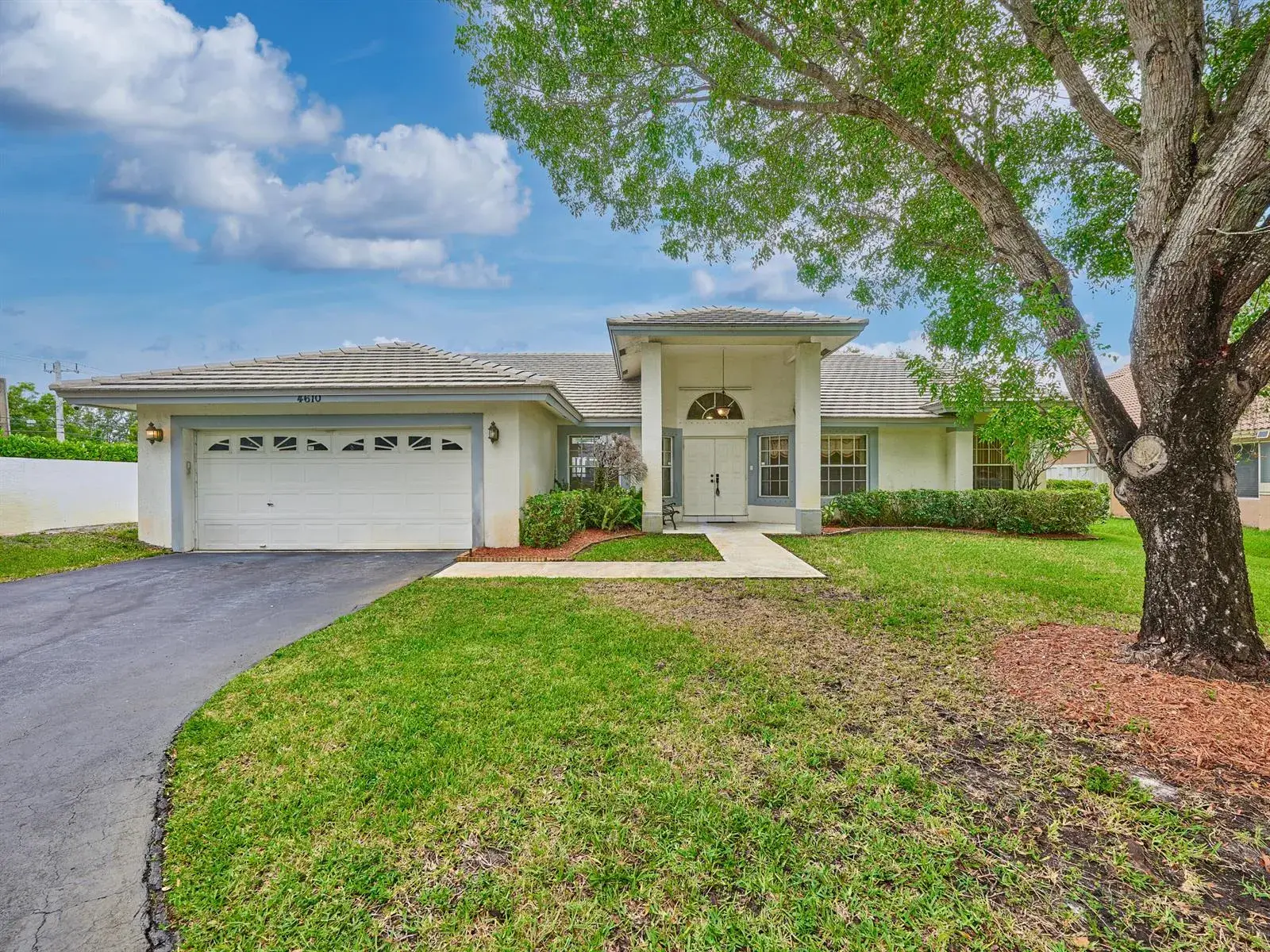 4 bedroom 2 bath Residential for sale at 4610 NW 100th Way, Coral Springs FL 33076