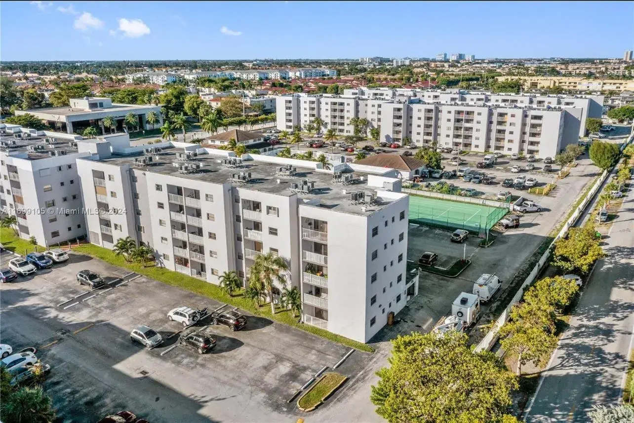 2 bedroom 2 bath Residential for sale at 8145 NW 7th Street # 208, Miami FL 33126