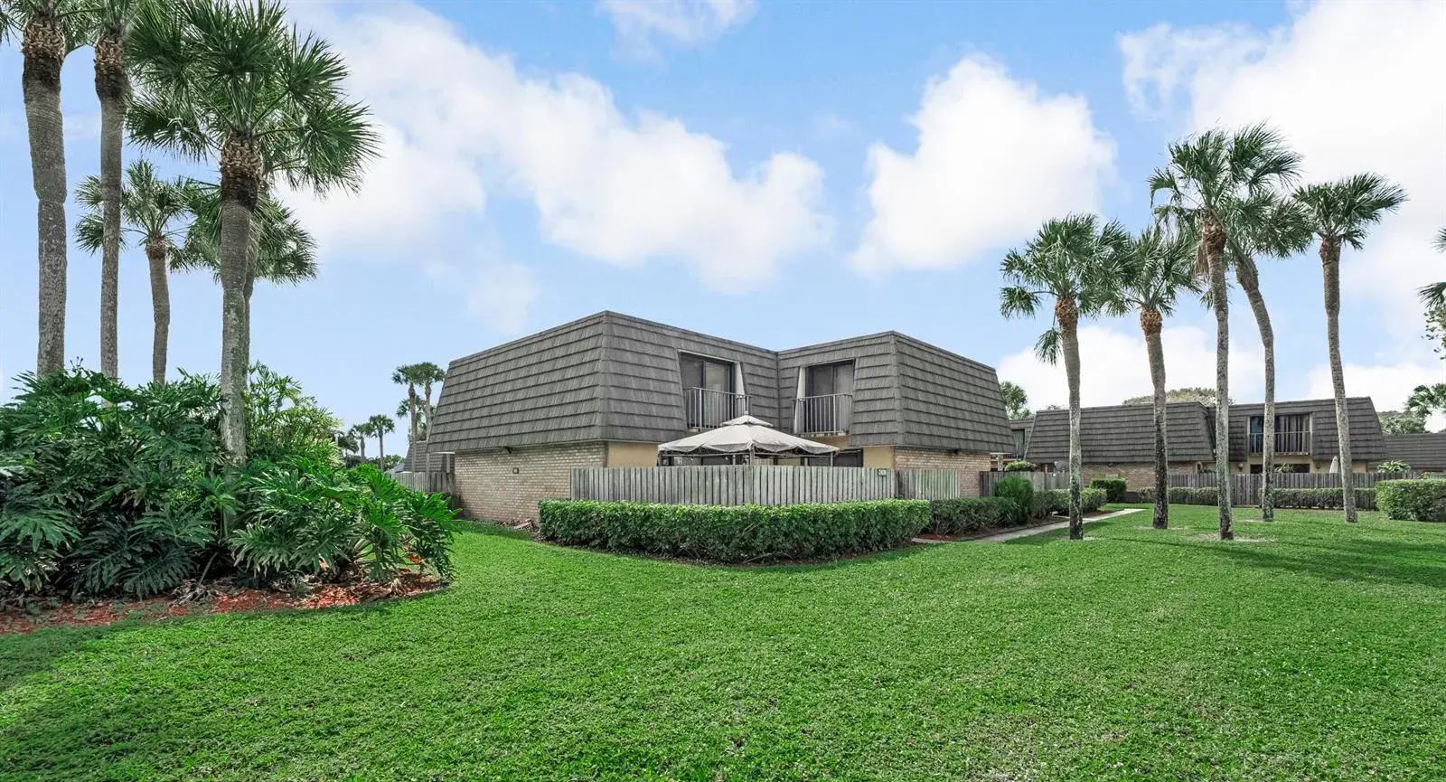 2439 24th Way # 2439, West Palm Beach FL 33407