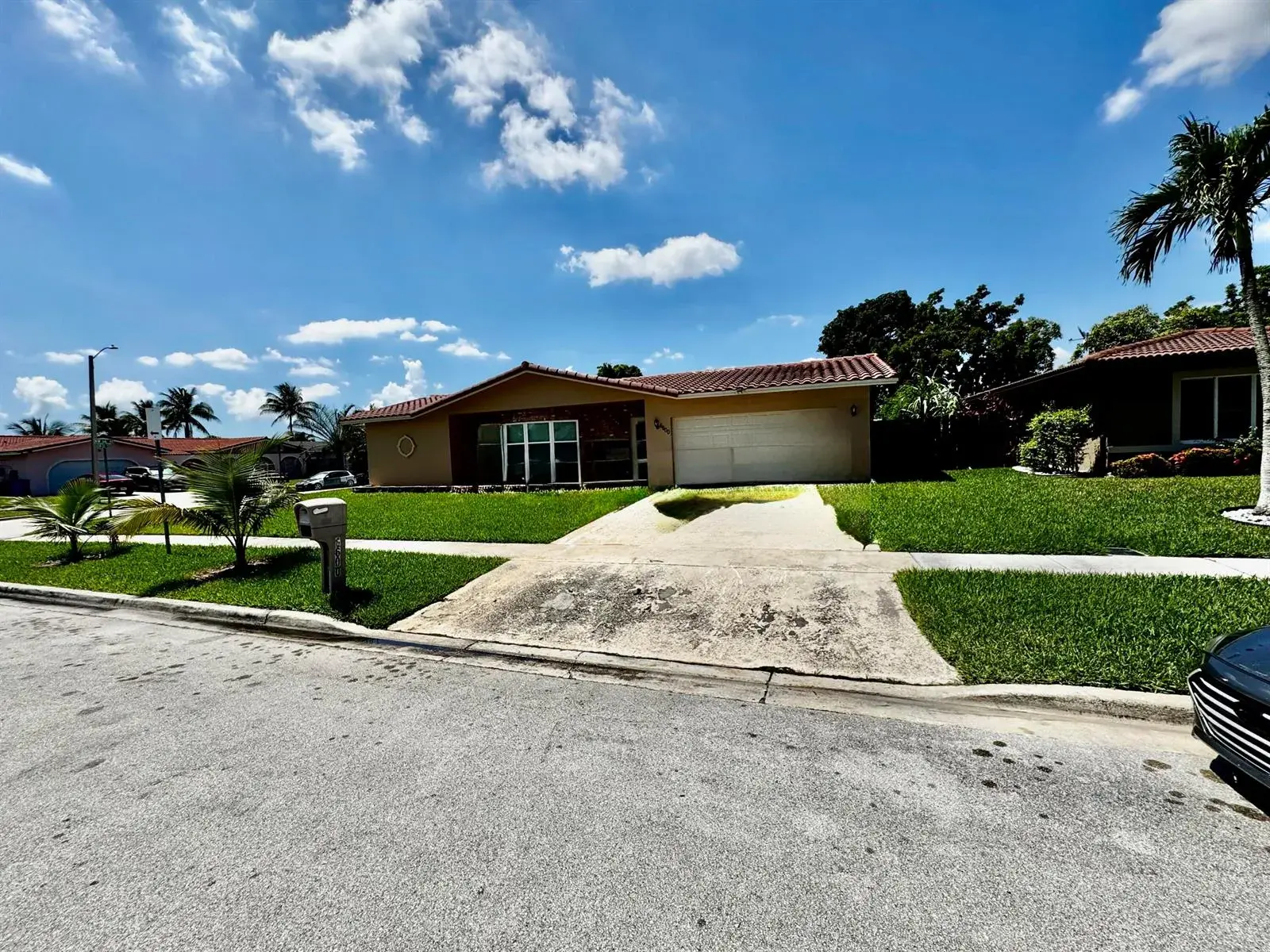 6600 NW 23rd Street, Margate FL 33063
