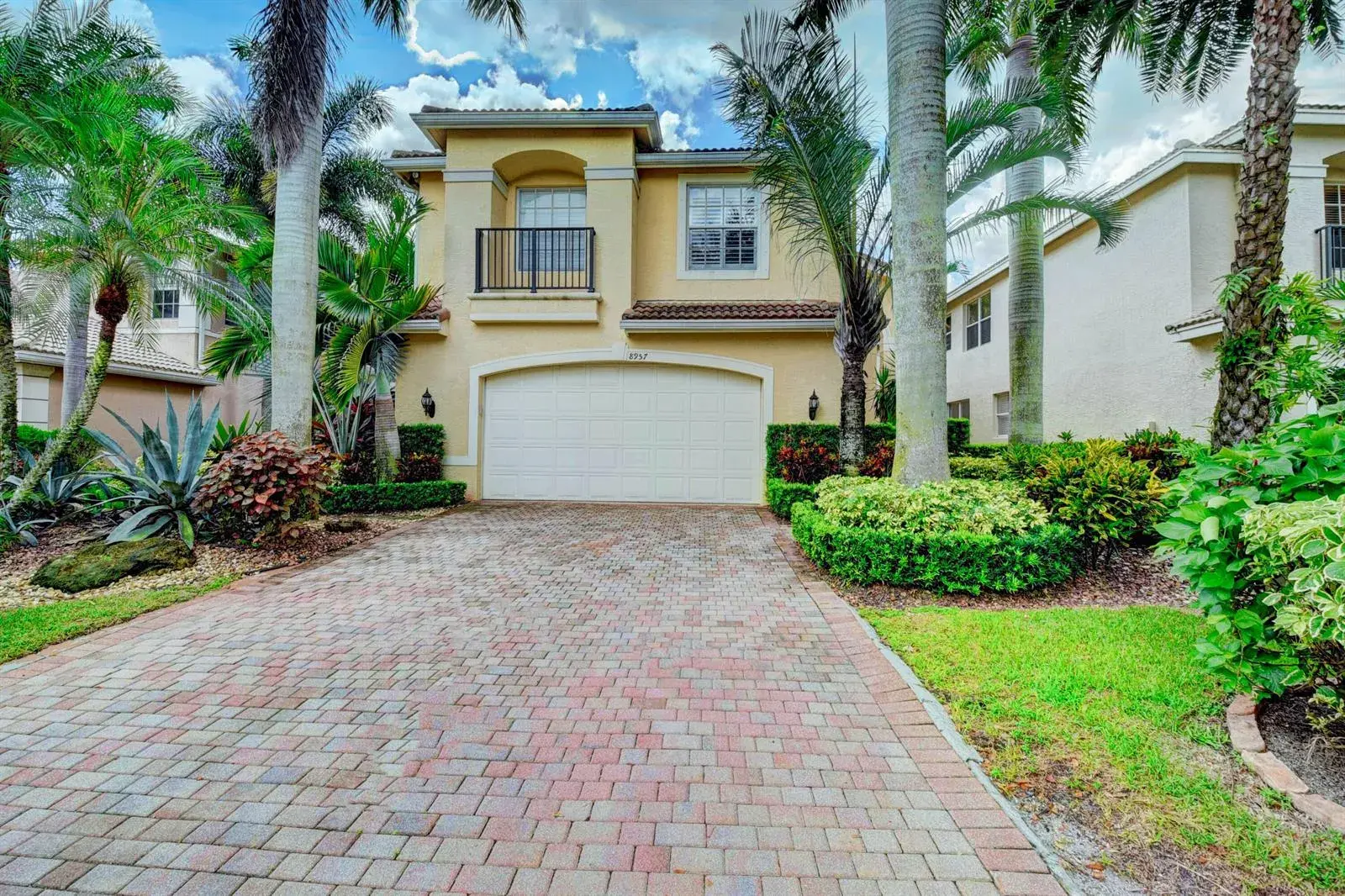 4 bedroom 2 bath Residential for sale at 8957 Sandy Crest Lane, Boynton Beach FL 33473