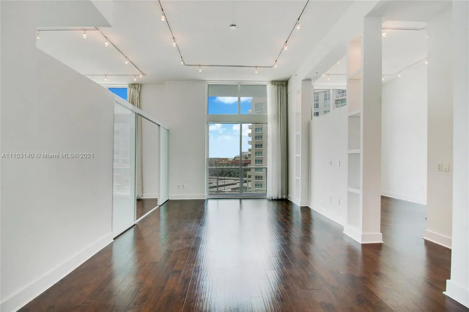1900 N Bayshore Drive # 912, Miami FL 33132