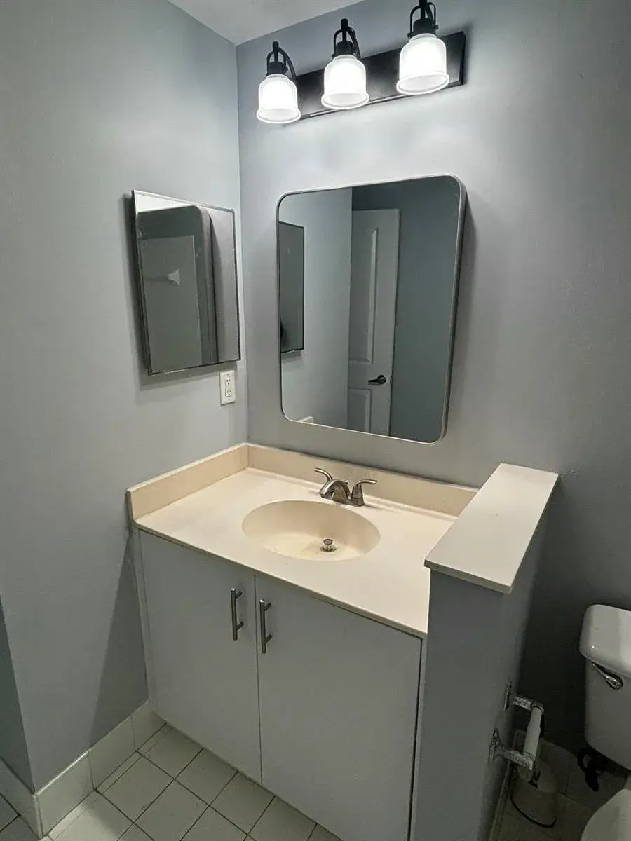 5860 W Sample Road # 307, Coral Springs FL 33067