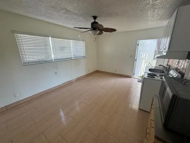 1503 Hayes Street # 3, Hollywood FL 33020