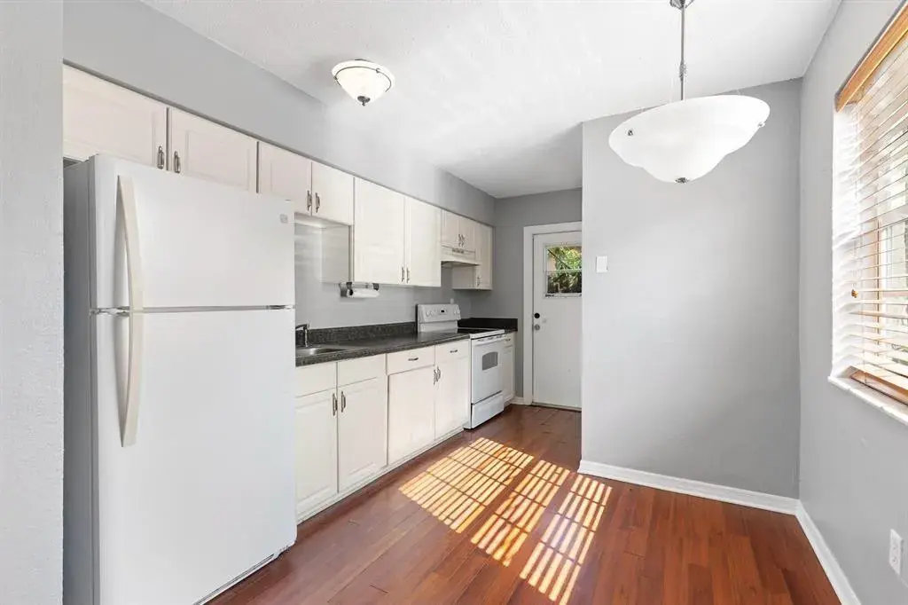 821 SW 4th Street # 1, Fort Lauderdale FL 33315