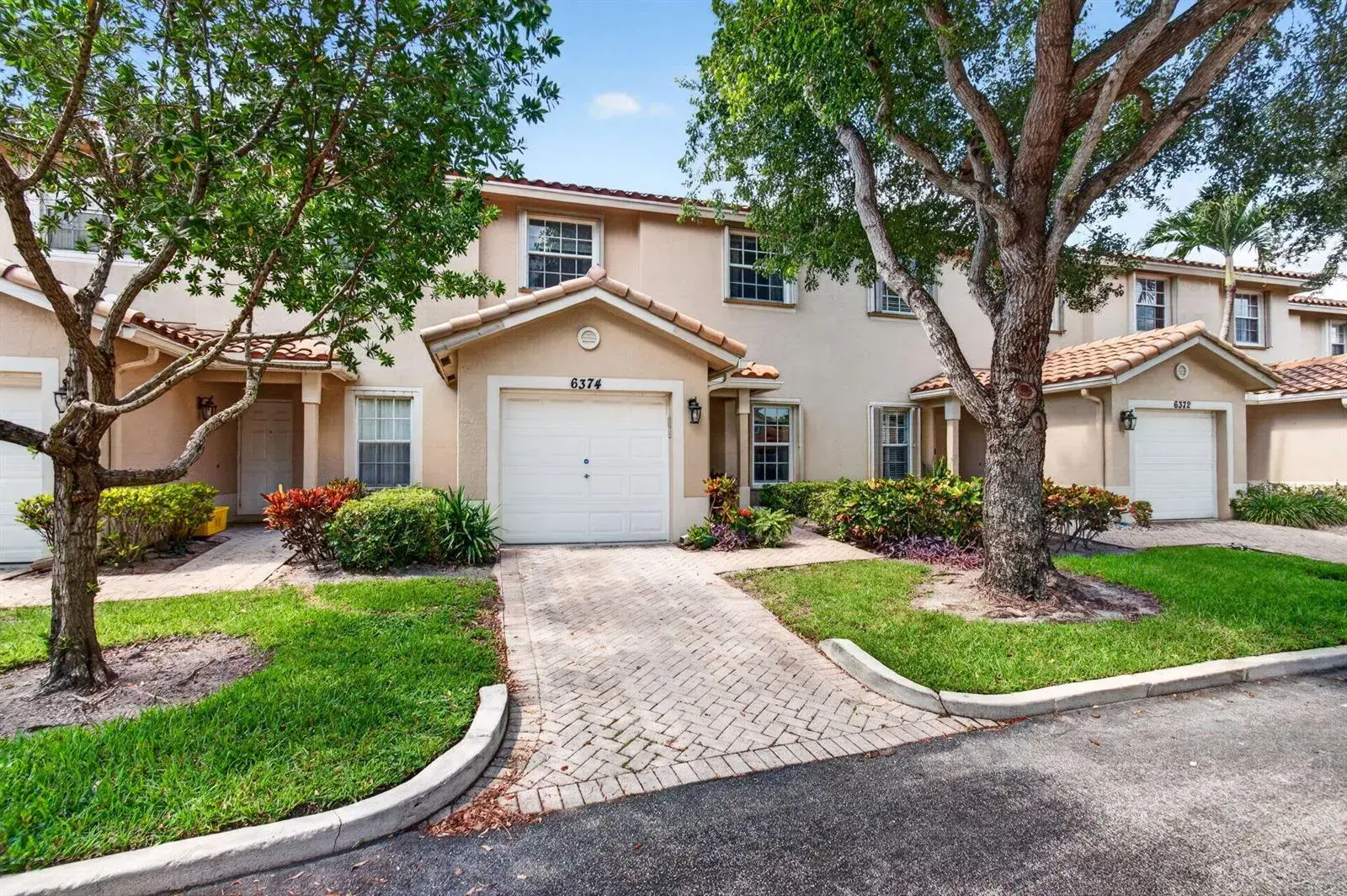 6374 Park Lake Circle, Boynton Beach FL 33437