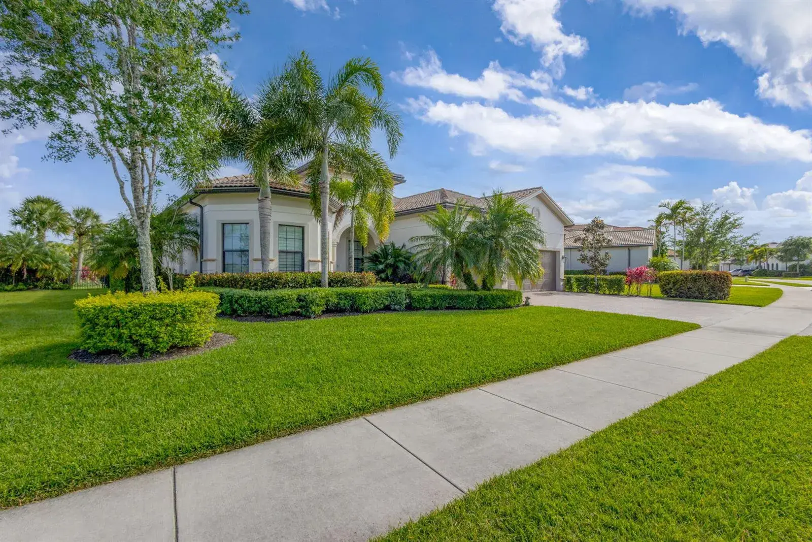 3 bedroom 3 bath for sale at 532 Sonoma Isles Circle, Jupiter FL 33478