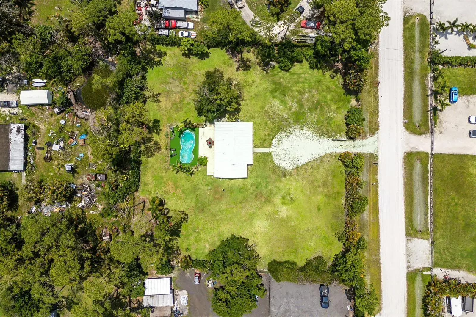 3 bedroom 2 bath Residential for sale at 12944 68th Street N, FL 33412