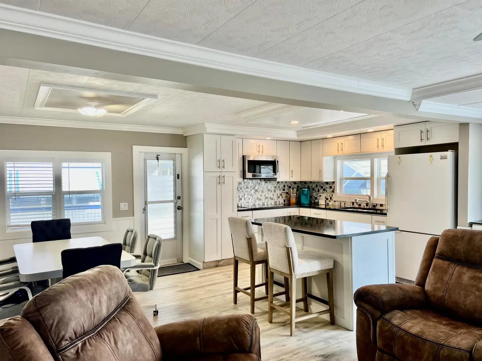 2 bedroom 2 bath Residential for sale at 1554 S 33rd Road, Hollywood FL 33021