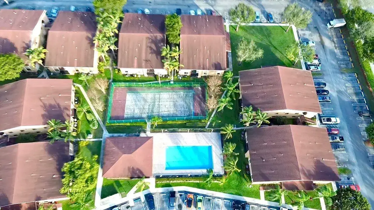 2 bedroom 2 bath Residential for sale at 6031 10th Avenue N # 120, FL 33463
