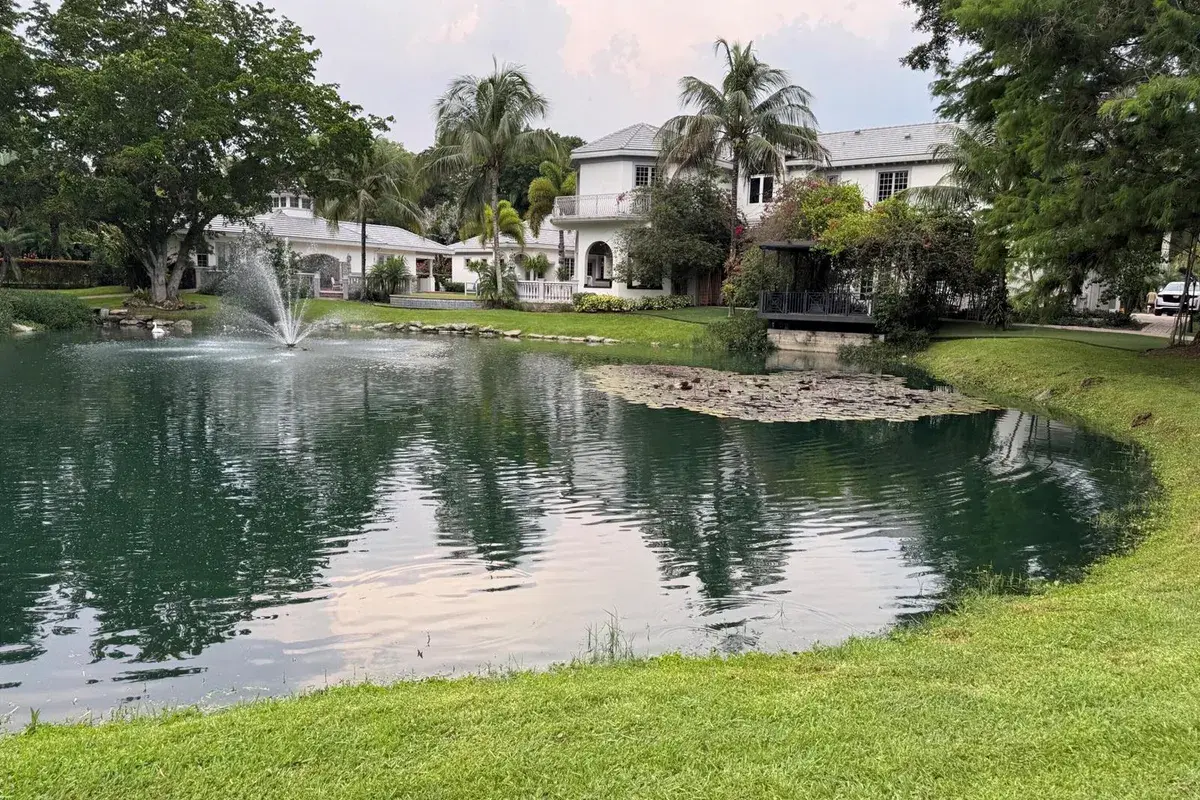 8950 NW 70th Court, Parkland FL 33067