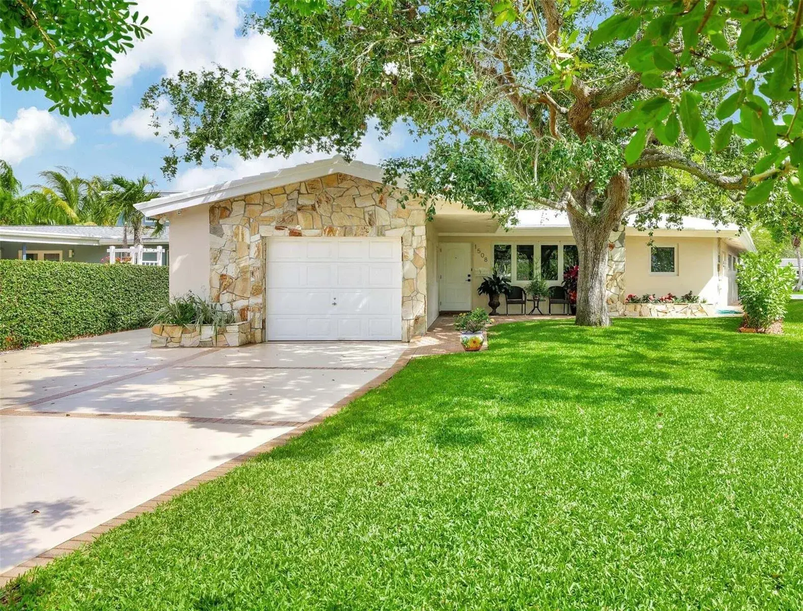 1508 NE 30th Court, Oakland Park FL 33334