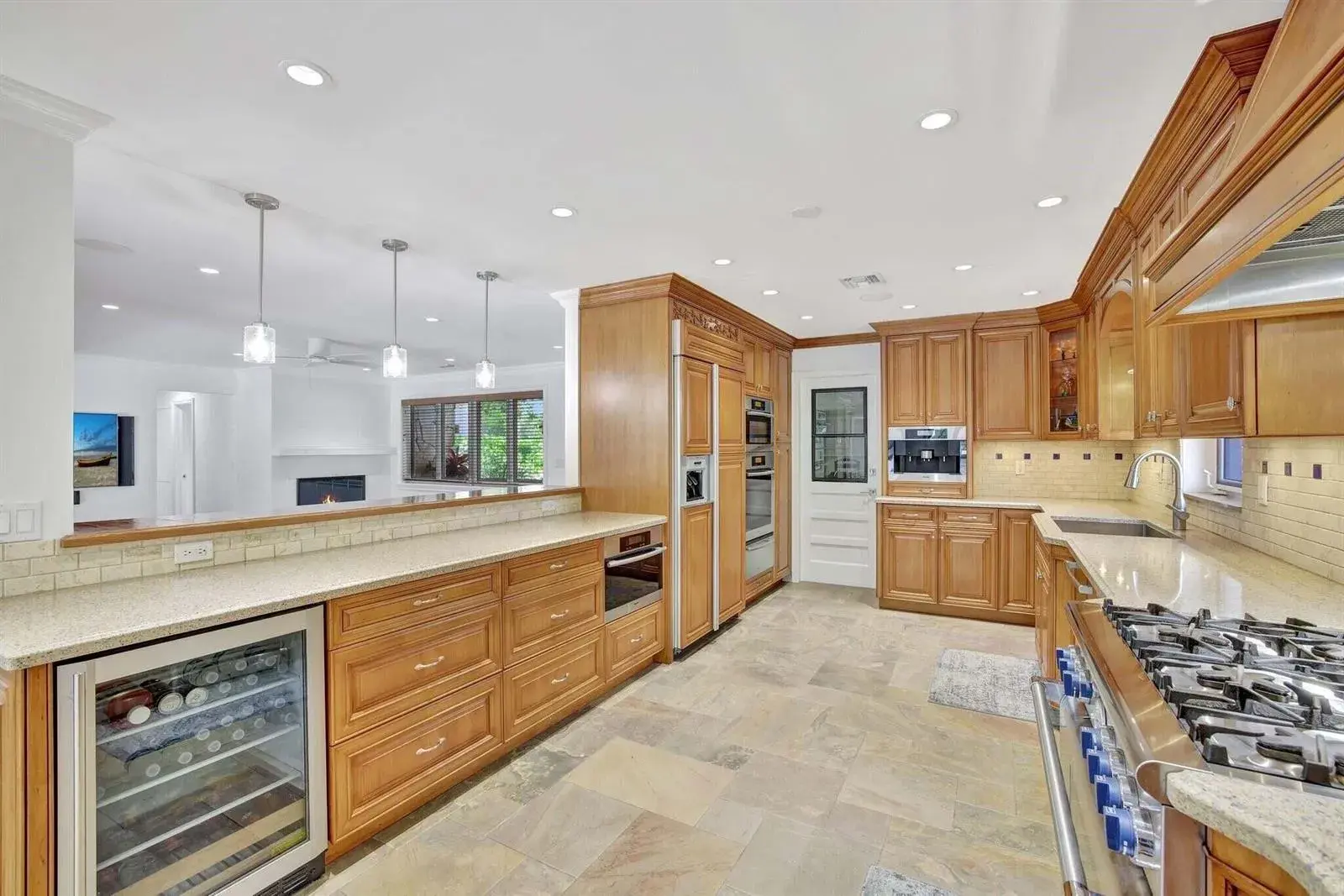 1508 NE 30th Court, Oakland Park FL 33334