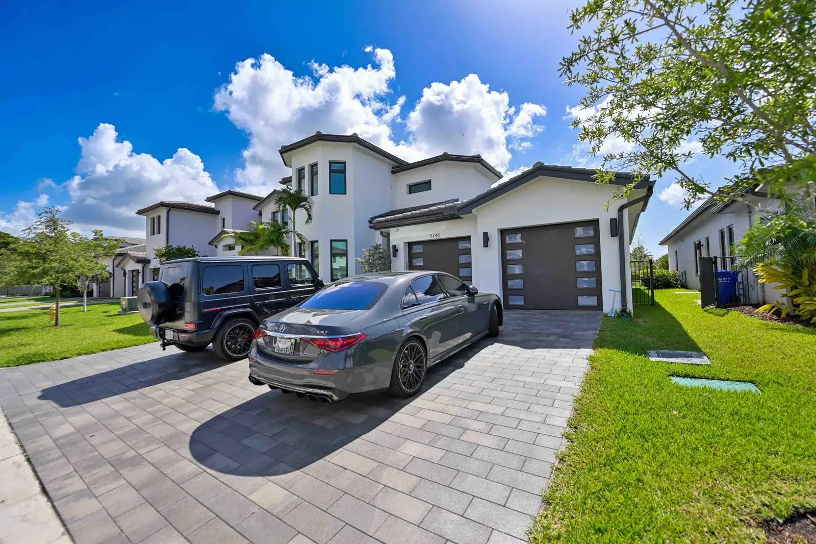 5746 Ashwood Circle W, Hollywood FL 33312