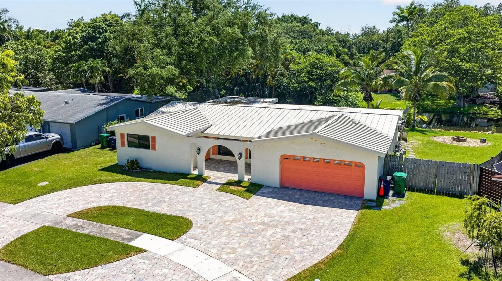 4 bedroom 2 bath for sale at 5411 SW 94th Avenue, Cooper City FL 33328