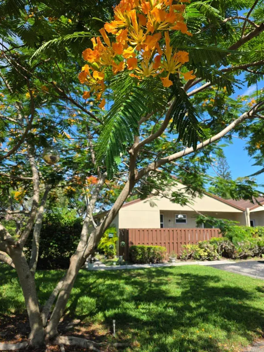 11600 Timbers Way # 37a, Boca Raton FL 33428