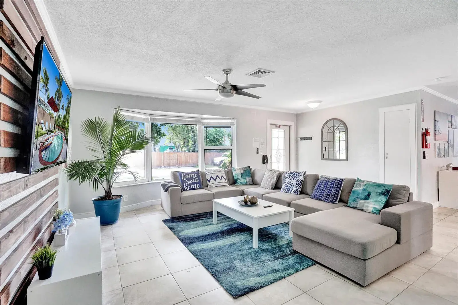 1516 Scott Street, Hollywood FL 33020